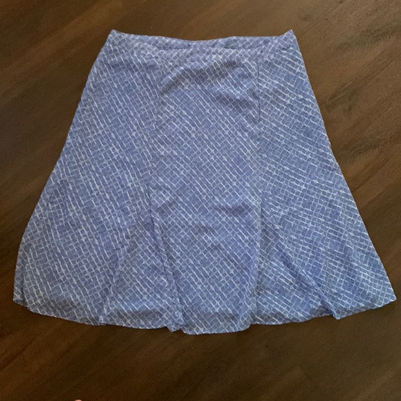 Covington Dresses & Skirts - Fitted waist skirt